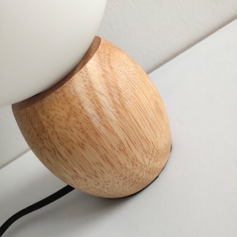 Nachttischlampe LED Holzkugel – Produktansicht 3