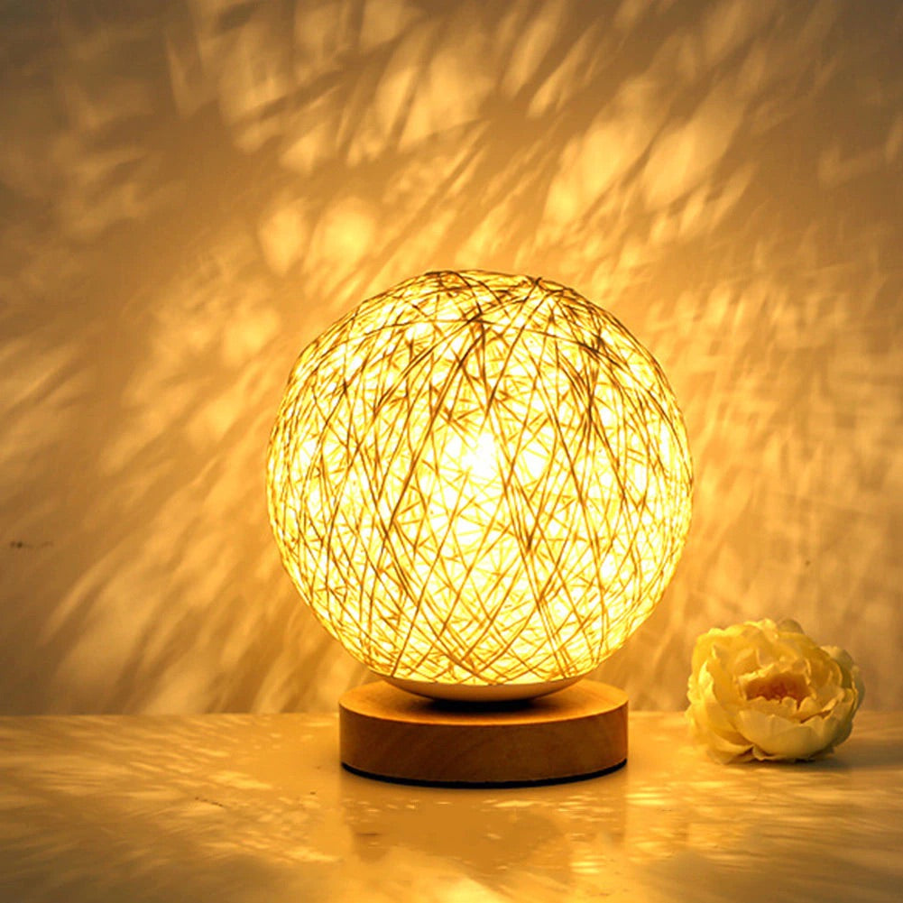 Nachttischlampe Rattan Kugel – Produktansicht 2