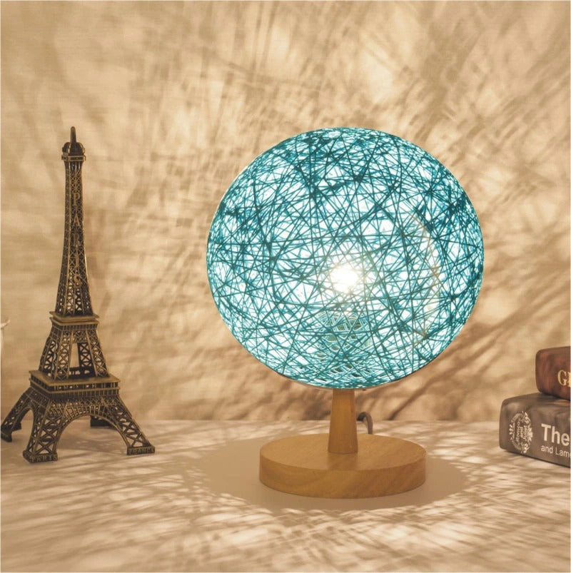 Nachttischlampe Rattan mit Holzfuß – Produktansicht 13