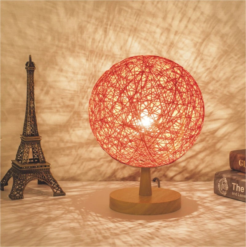 Nachttischlampe Rattan mit Holzfuß – Produktansicht 17