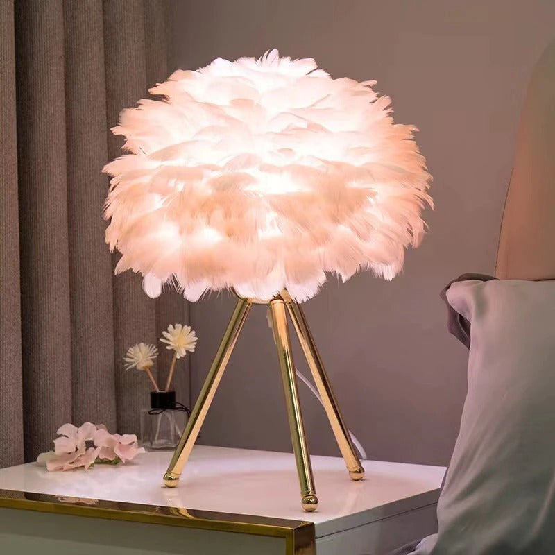 Nachttischlampe Schwanenfeder – Produktansicht 3