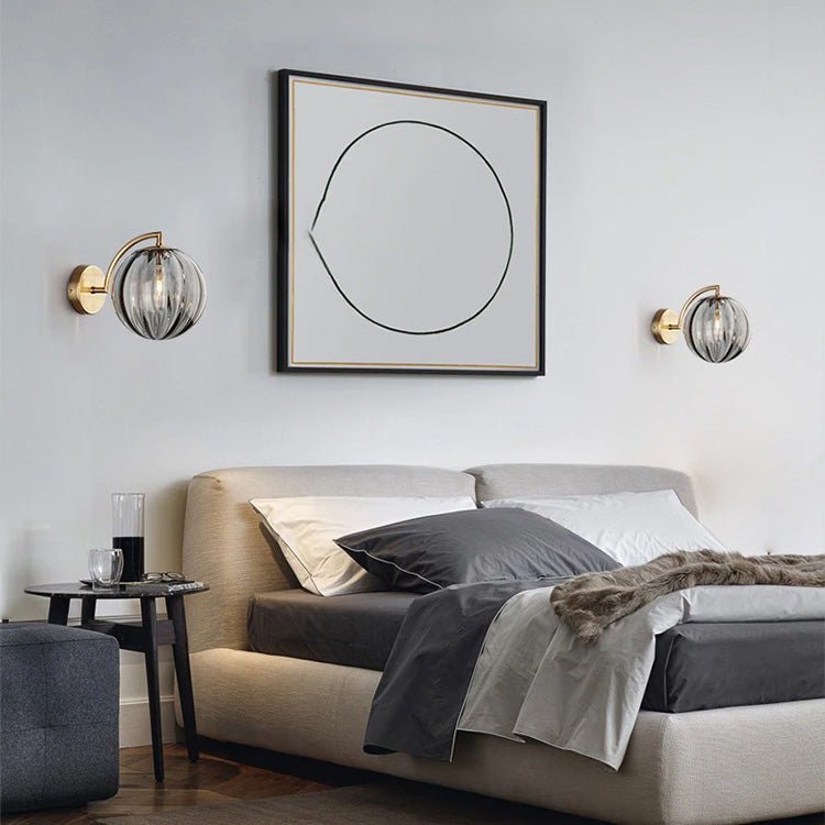Nachttischlampe Wand Design Rauchglaskugel – Produktansicht 5